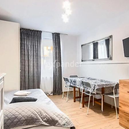 Luksusowy Gaj Apartament By Apartamenty Na Dni Вроцлав Экстерьер фото
